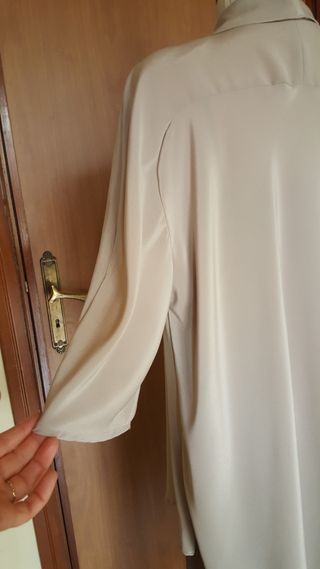 Elegante vestito con spacco laterale mis.44 italia
