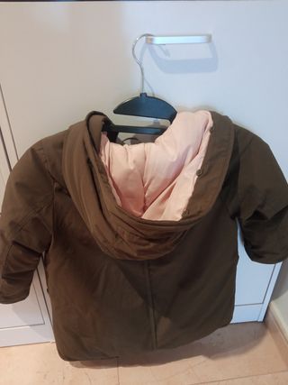 Anorak niña talla 6, de Zara...solo 2 puestas .