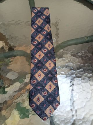 corbatas con estampados