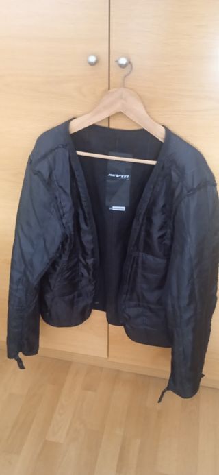 chaqueta motera 