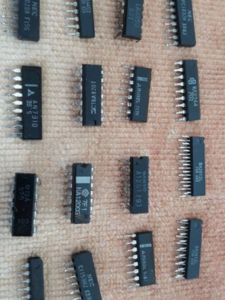 Lote de circuitos integrados Artículo E107