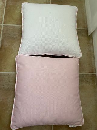 2 Cojines habitación niña