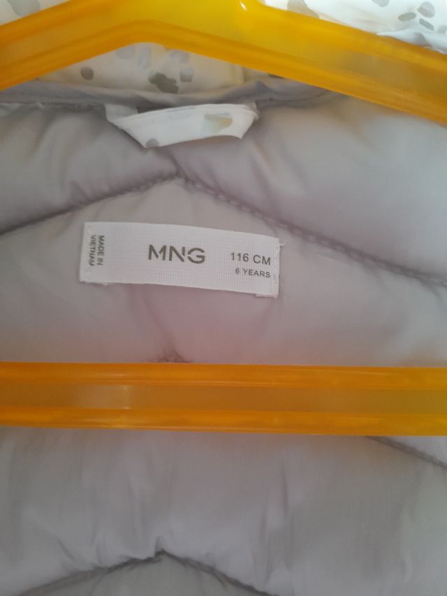 plumifero niña talla 6 de mango