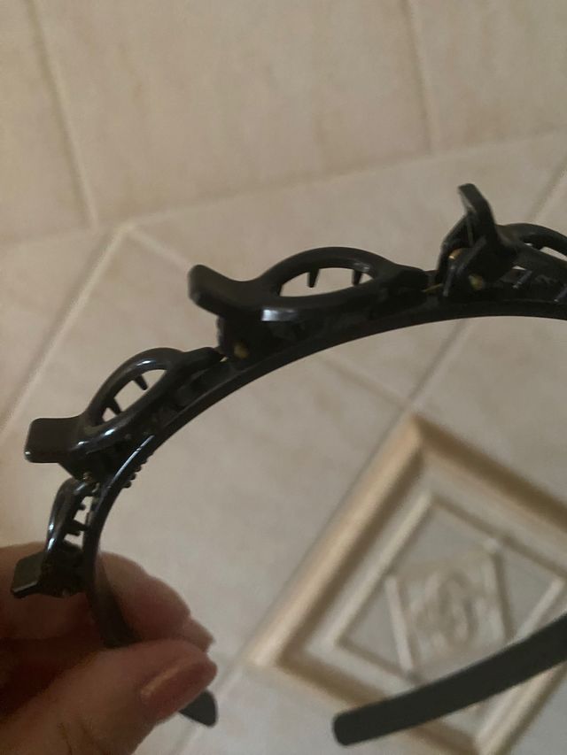 Cerchietto con mollette