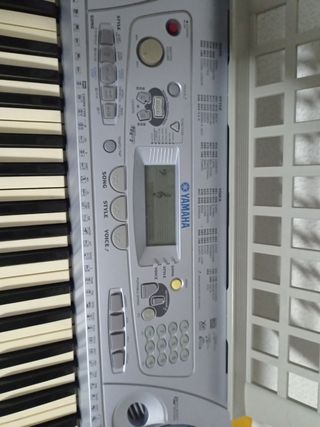 Teclado Yamaha
