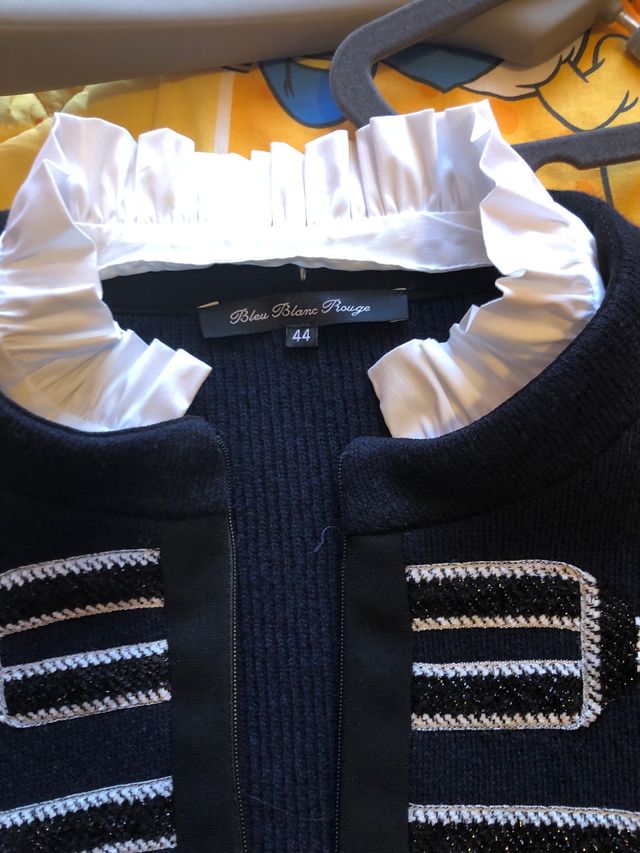 Abito con giacca marchio BLeu Blanc Rouge