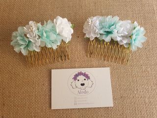 Conjunto dos peinecillos verde agua y blanco