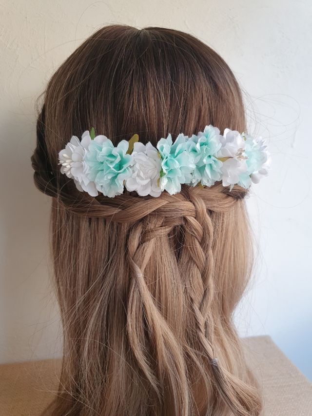 Conjunto dos peinecillos verde agua y blanco