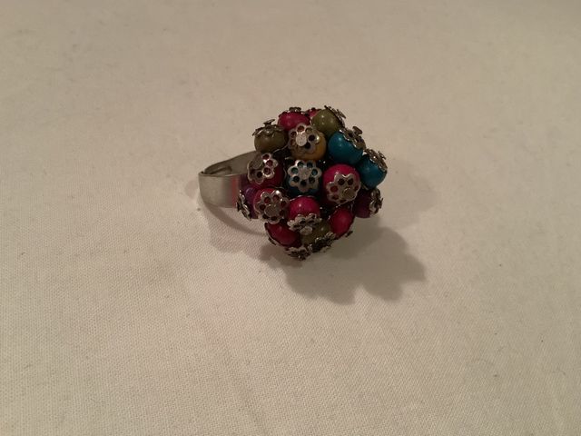 Anillo bolitas ajustable