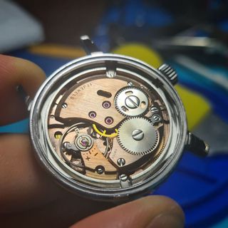 Orologio Mora Sea-Cup Compresor anni '60