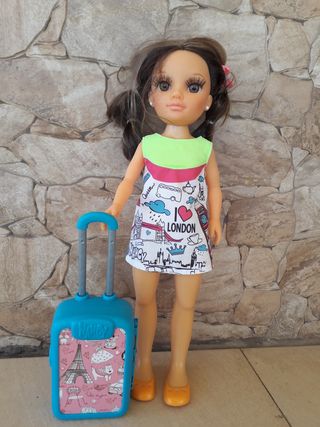 muñeca nancy se va de viaje