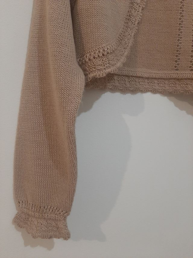 Chaqueta niña, de punto, manga larga, color camel