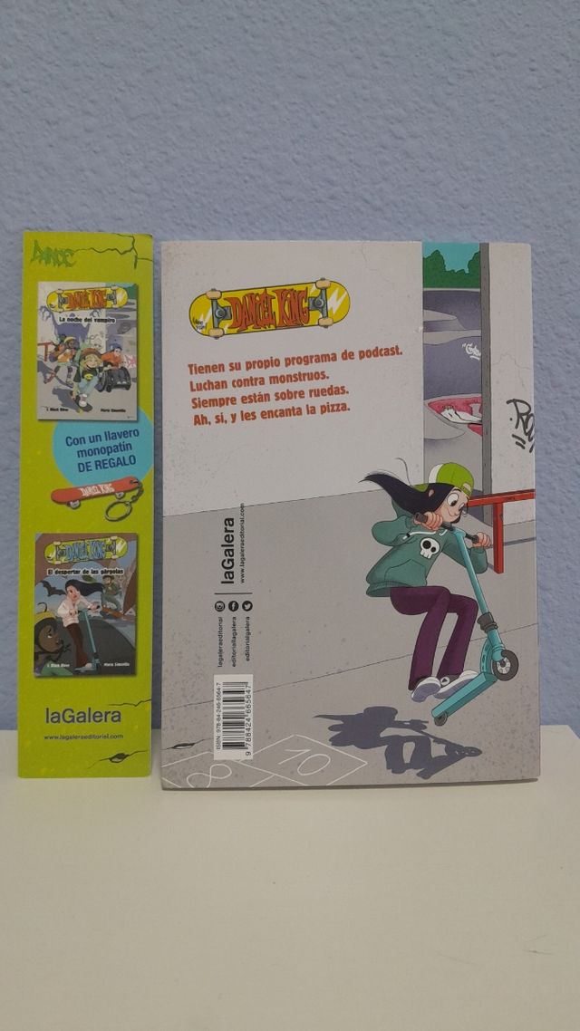 LA NOCHE DEL VAMPIRO LIBRO INFANTIL