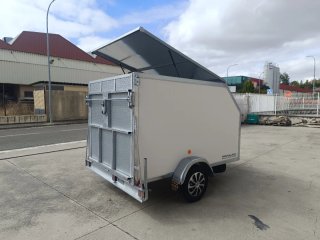 Remolque NUEVO cerrado motos