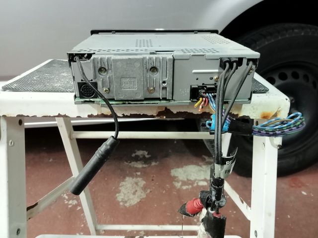 radiocassette ,navegador,pantalla y ecualizador