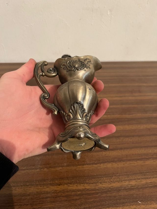 Accendino a caraffa in peltro