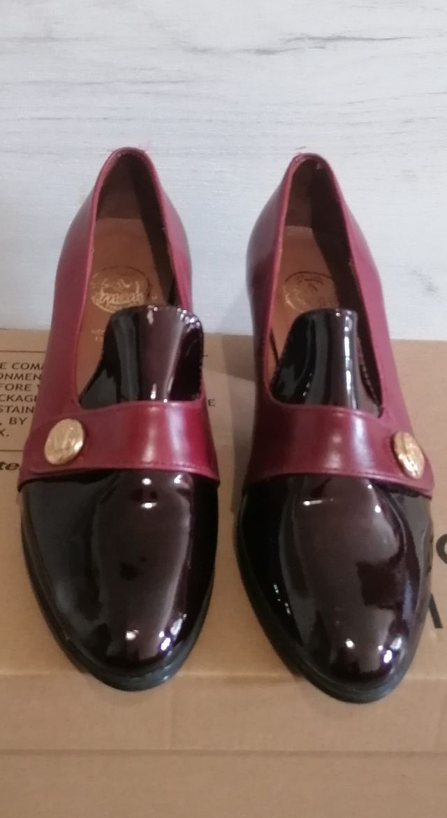 Zapato de Piel  ( fabricado en España)