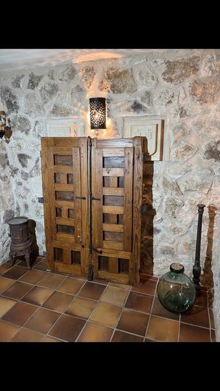 ANTIGUA VENTANA MADERA SIGLO XVII