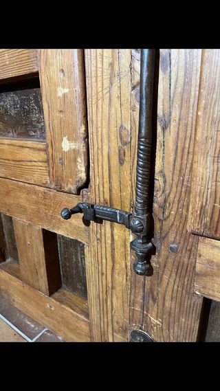 ANTIGUA VENTANA MADERA SIGLO XVII