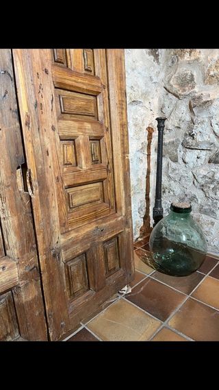 ANTIGUA VENTANA MADERA SIGLO XVII