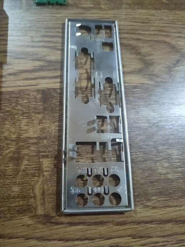 ASUS P5P43TD+INTEL PENTIUM E6500+2GB RAM DDR3