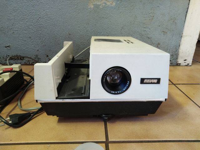 Proyector diapositivas REVUE 600 SA + Cortador