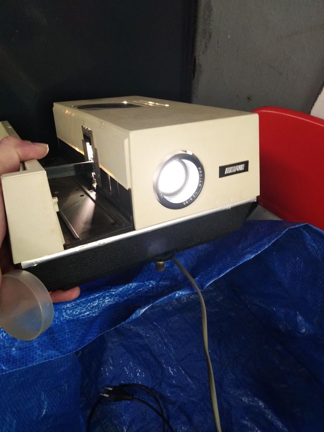 Proyector diapositivas REVUE 600 SA + Cortador