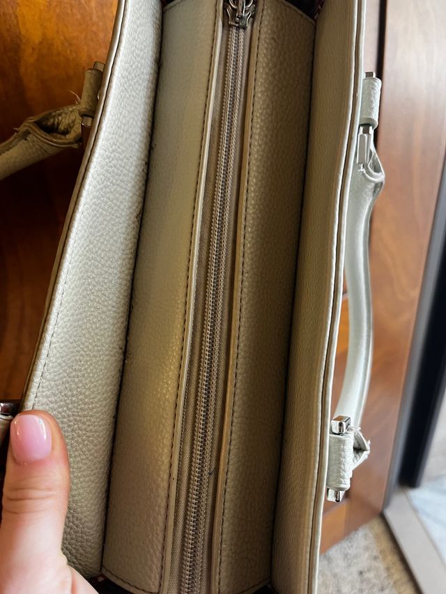 Borsa con manici a tracolla