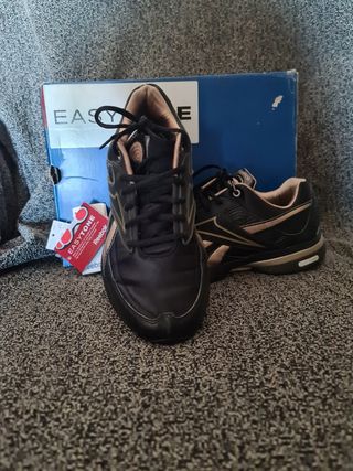 Zapatillas negras Reebok talla 38