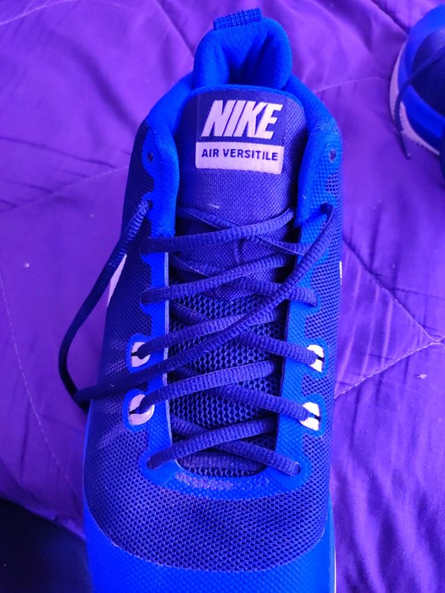 Nike Air Versatile Talla 43