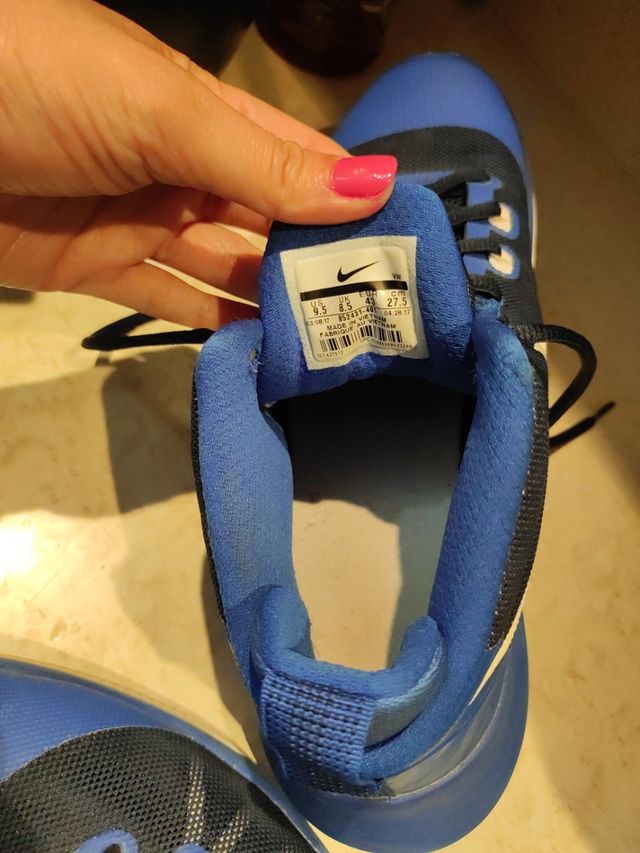 Nike Air Versatile Talla 43