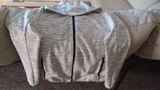Sudadera deportiva de mujer sin estrenar