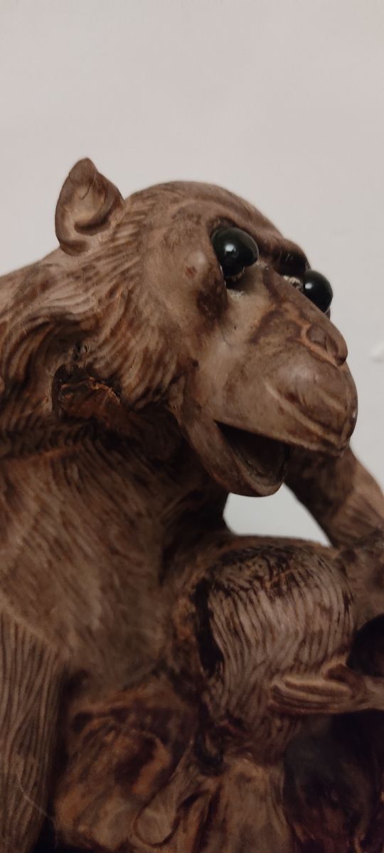 coppia scimmie legno sculture