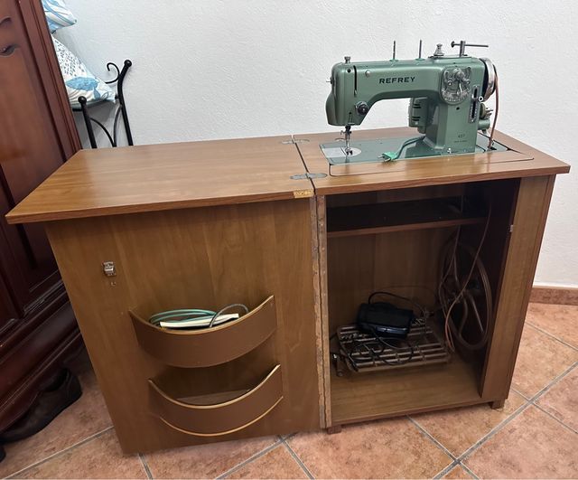 Maquina coser refrey