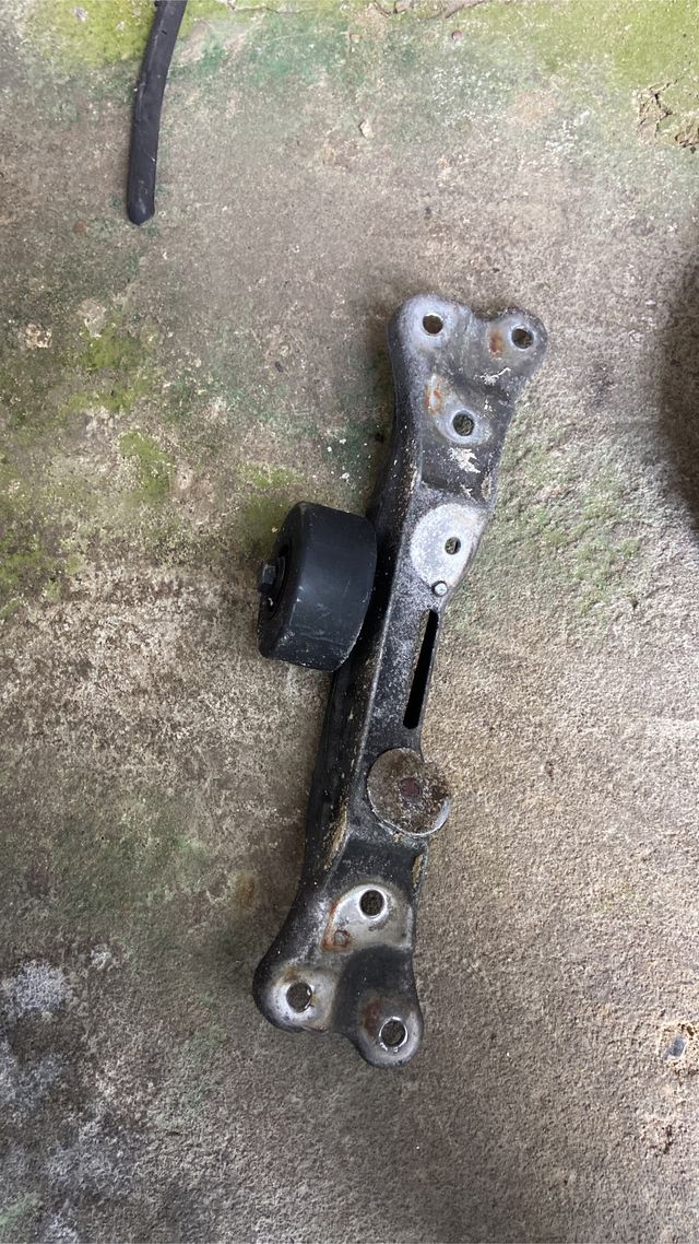 Supporto cambio BMW E39 528i