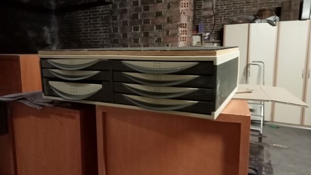 archivador soporte  con 7 cajones