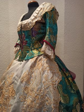 traje de fallera