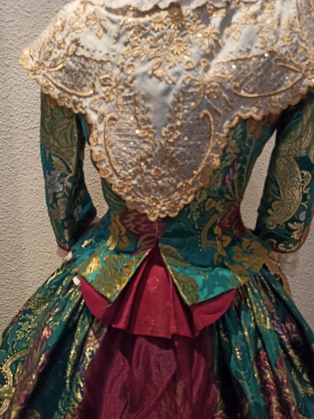 traje de fallera