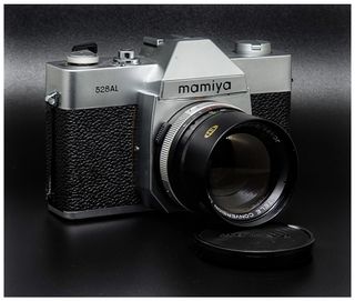 Cámara MAMIYA 528AL + Mamiya Sekor 48mm f/2.8