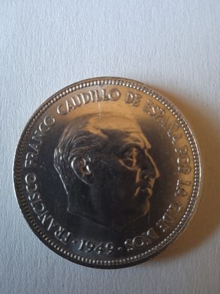 Moneda 5 pesetas 1949 estrella 50 sin circular..  