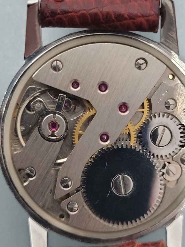 Reloj de cuerda vintage 17 rubíes