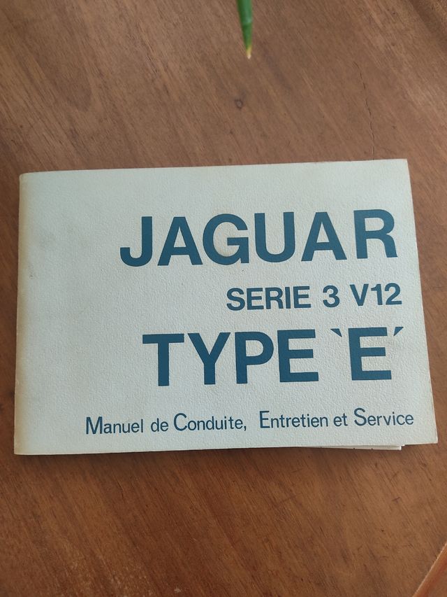 Manual de conducción en frances Jaguar Serie3 V12