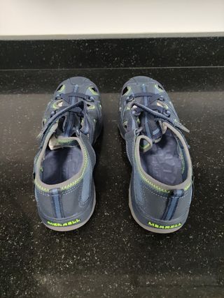 Sandalias Zapatillas Anfibias merrell 38