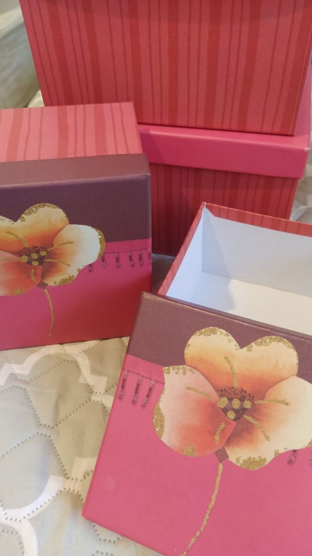 Caja decoración cartón