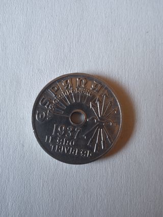 Moneda de 25 centimos de1937 sin circular.        