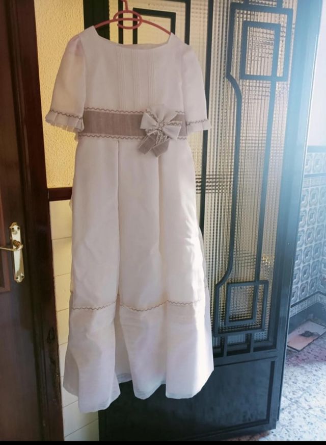 Vestido de comunión talla 135