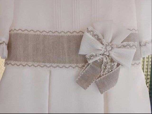 Vestido de comunión talla 135
