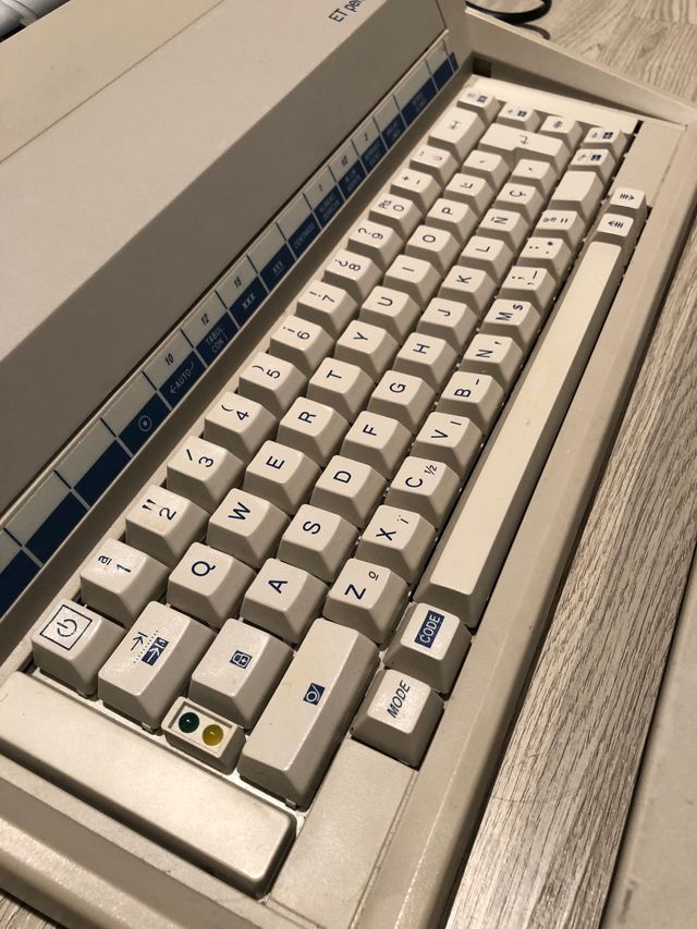 Máquina escribir Olivetti ET personal 1610