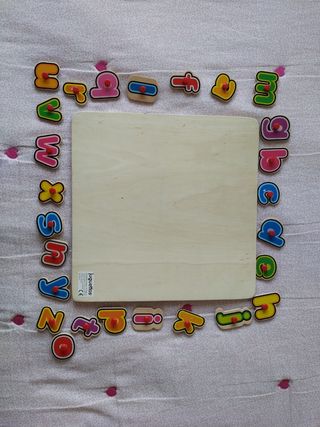 Puzzle madera abecedario