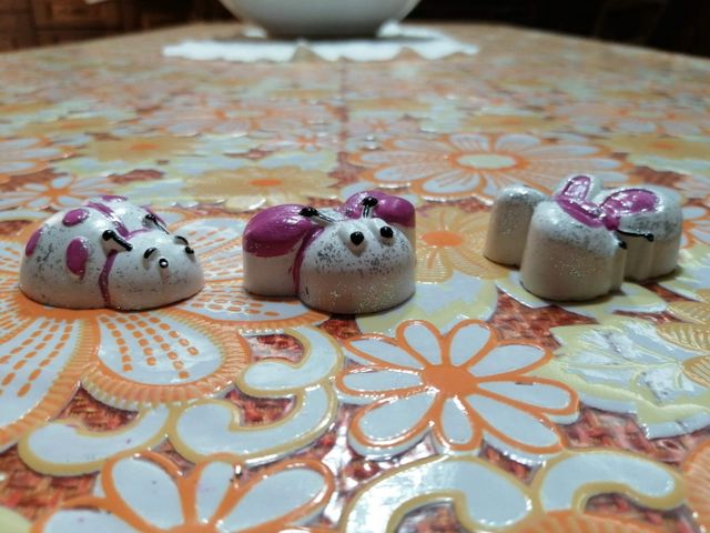 bomboniere in polvere di ceramica